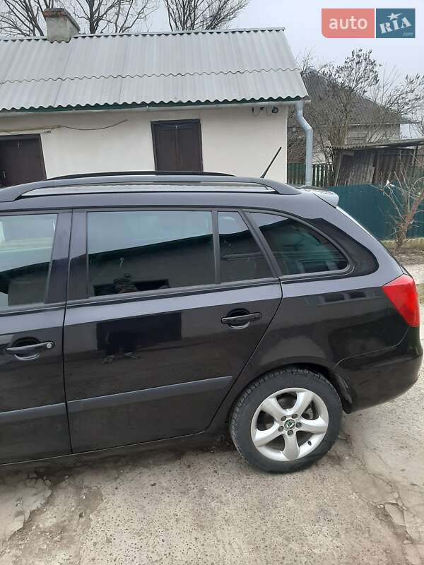 Універсал Skoda Fabia 2011 в Копичинці