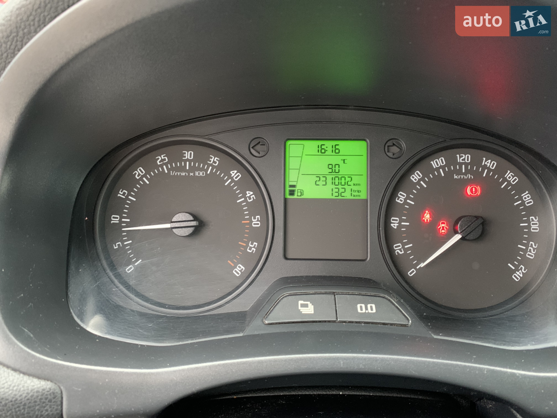 2011 Skoda Fabia - мініатюра 12