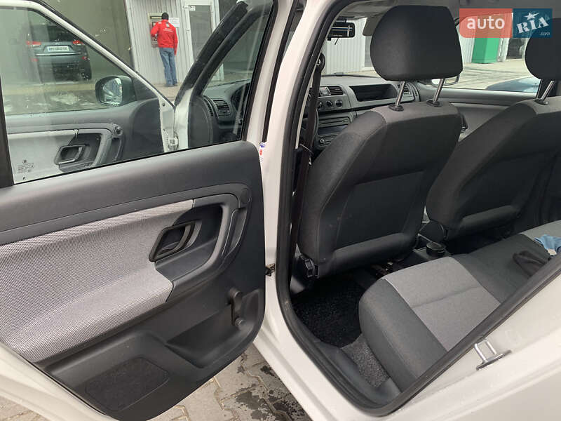 Универсал Skoda Fabia 2011 в Тернополе фото 23 Универсал Skoda Fabia 2011 в Тернополе