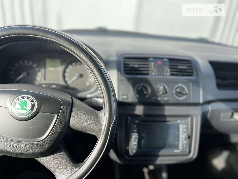 Skoda Fabia 2011