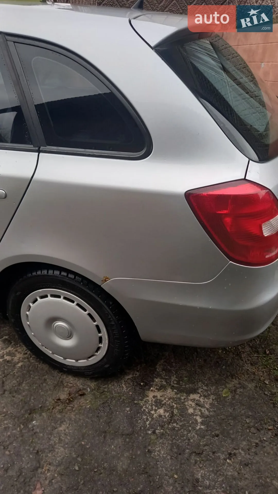 2010 Skoda Fabia - мініатюра 3