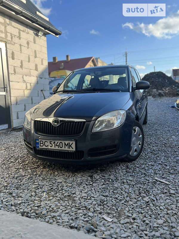 Хэтчбек Skoda Fabia 2009 в Золочеве