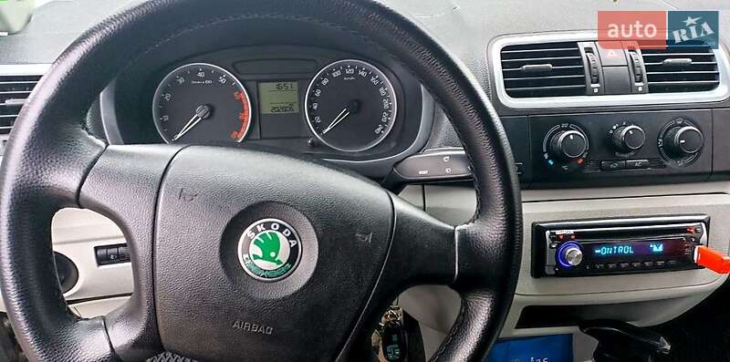 Хэтчбек Skoda Fabia 2007 в Одессе