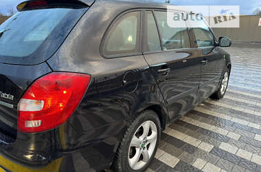 Универсал Skoda Fabia 2011 в Городке