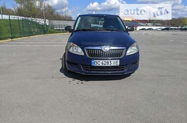 Хэтчбек Skoda Fabia 2014 в Ужгороде