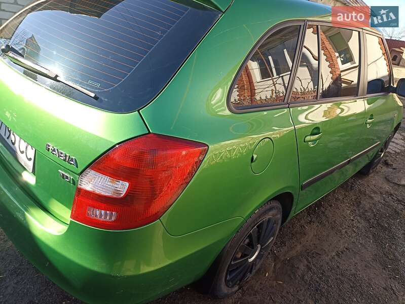 Універсал Skoda Fabia 2013 в Теребовлі