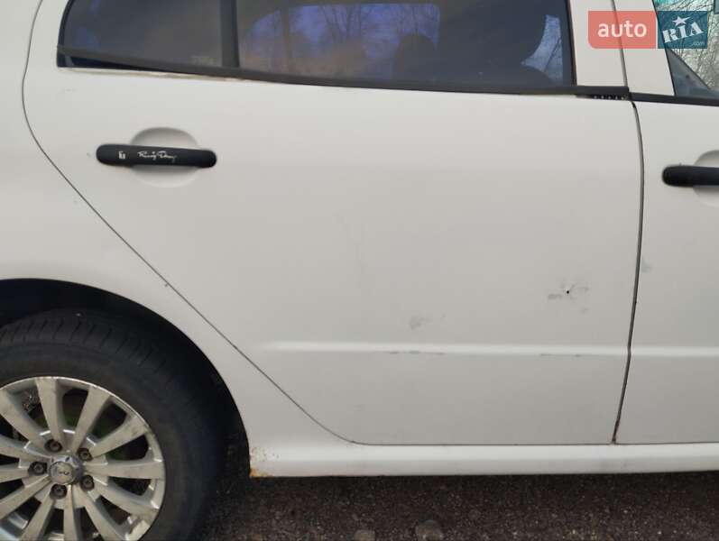 Хетчбек Skoda Fabia 2004 в Черкасах