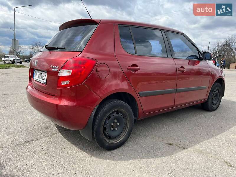 Хетчбек Skoda Fabia 2008 в Фастові