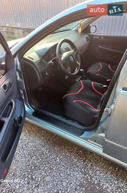 Хэтчбек Skoda Fabia 2005 в Воловце