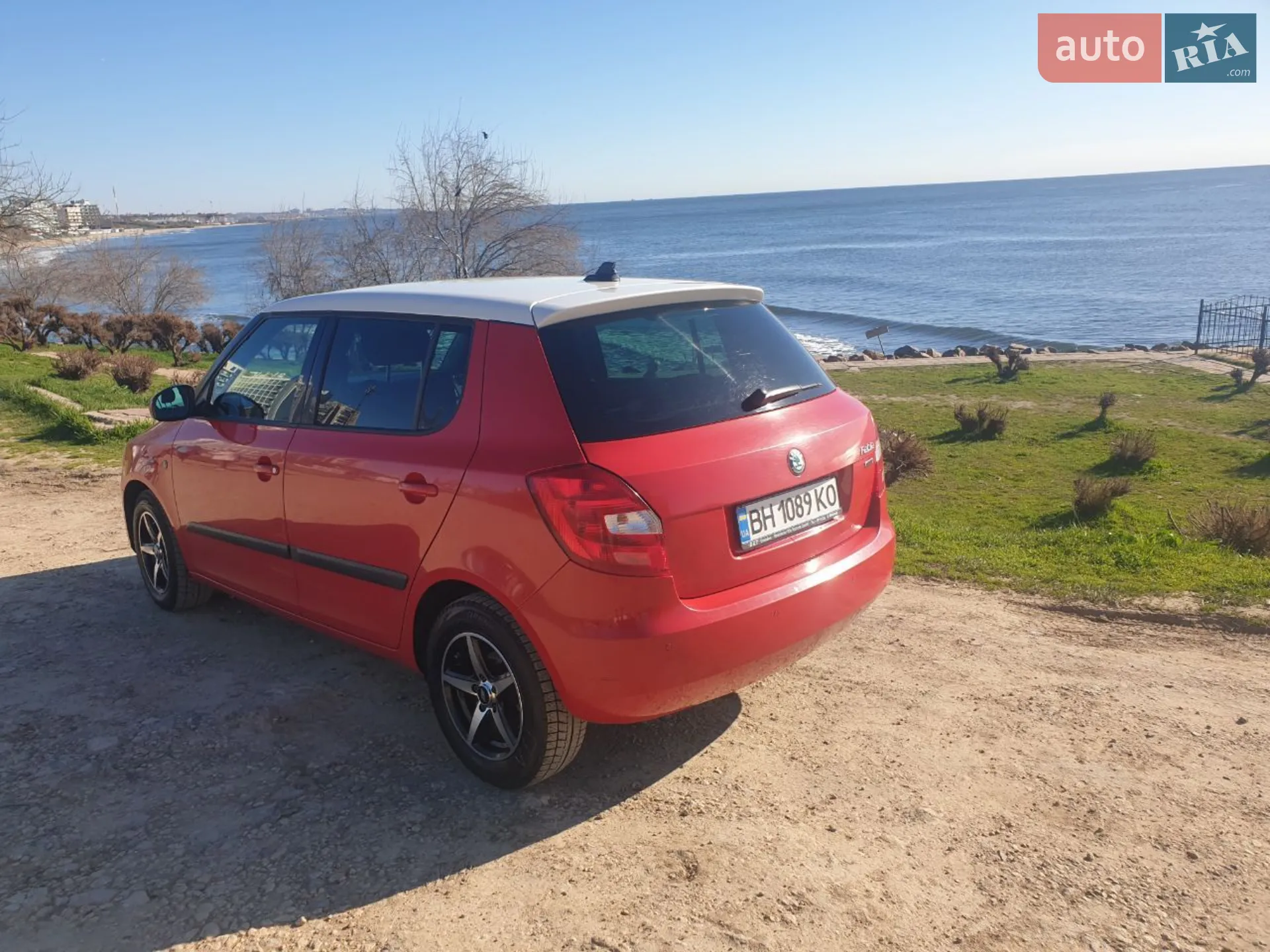 2011 Skoda Fabia - мініатюра 7
