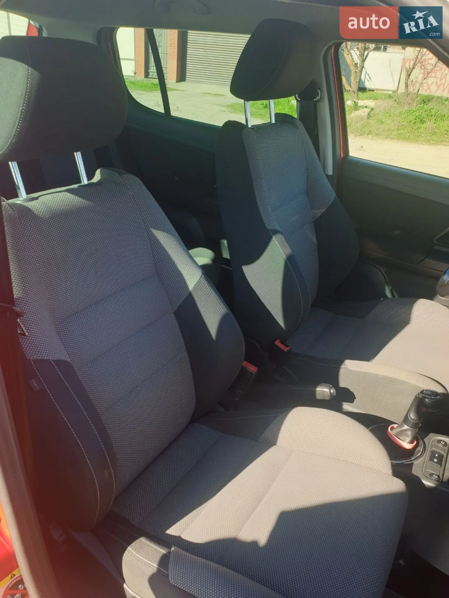 2011 Skoda Fabia - мініатюра 16