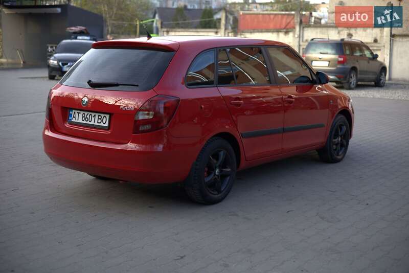 Універсал Skoda Fabia 2011 в Калуші