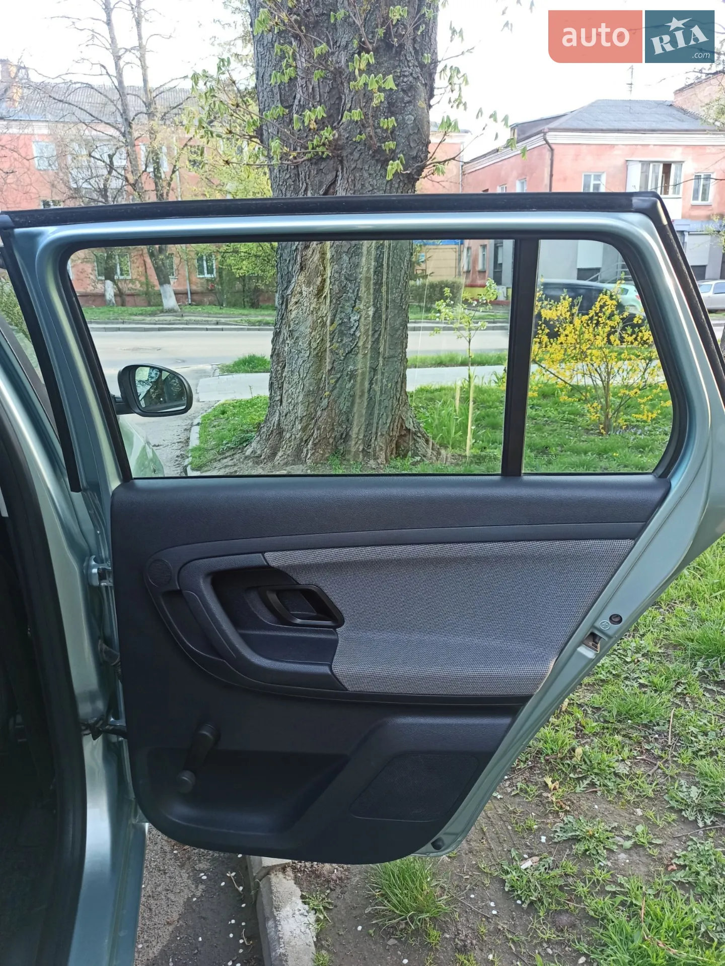 2010 Skoda Fabia - мініатюра 33