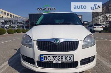 Хэтчбек Skoda Fabia 2009 в Львове