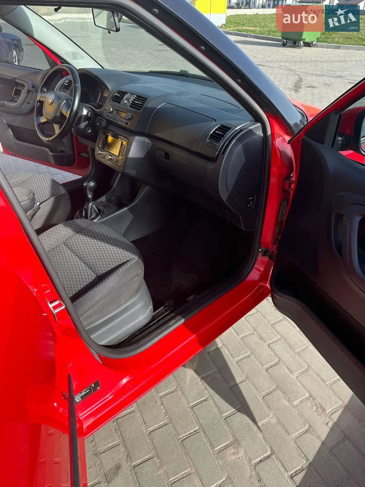 2011 Skoda Fabia - мініатюра 52