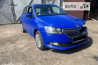 Хэтчбек Skoda Fabia 2021 в Чернигове