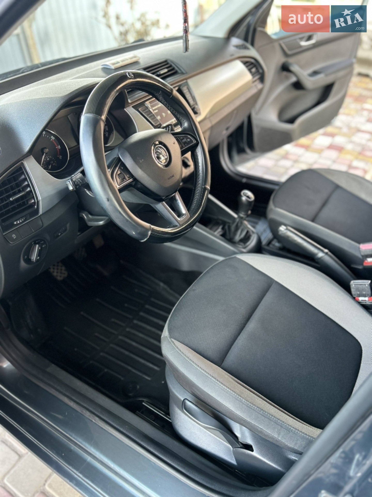 2017 Skoda Fabia - мініатюра 7