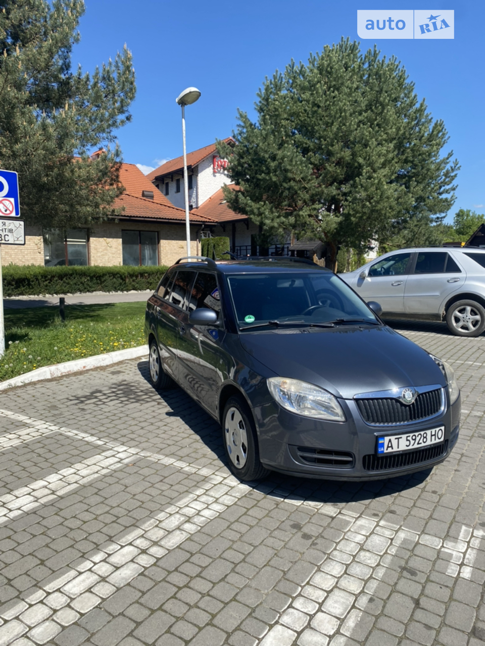 2010 Skoda Fabia - мініатюра 12