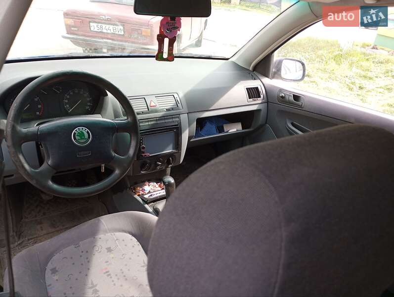 Хетчбек Skoda Fabia 2000 в Могилів-Подільському