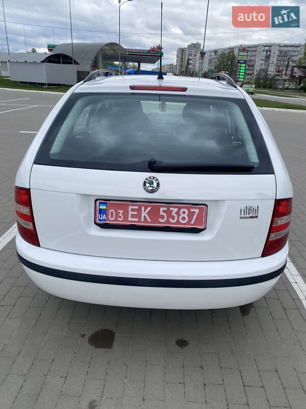 Универсал Skoda Fabia 2007 в Сумах