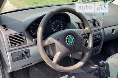 Хетчбек Skoda Fabia 2002 в Рівному