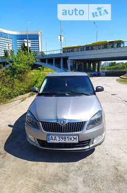 Хетчбек Skoda Fabia 2013 в Києві