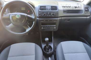 Хэтчбек Skoda Fabia 2011 в Виннице