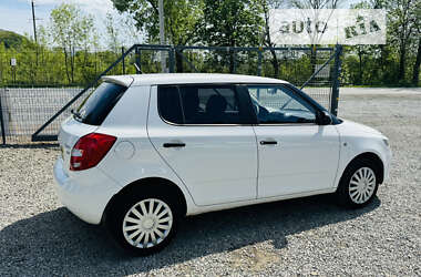 Хэтчбек Skoda Fabia 2011 в Иршаве