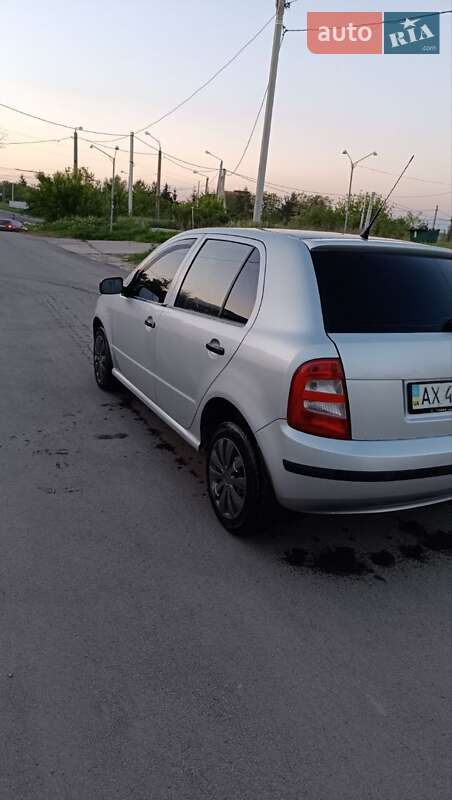 Хетчбек Skoda Fabia 2003 в Харкові