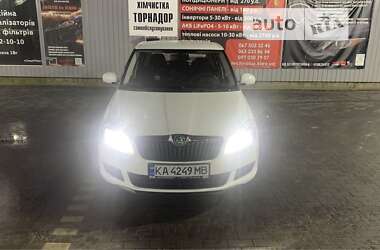 Хетчбек Skoda Fabia 2011 в Києві