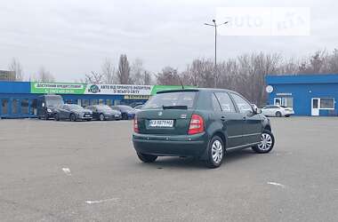 Хэтчбек Skoda Fabia 2002 в Киеве