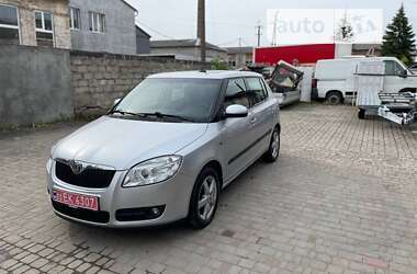 Хетчбек Skoda Fabia 2008 в Луцьку