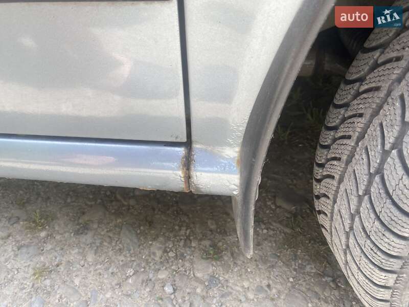 Универсал Skoda Fabia 2003 в Надворной