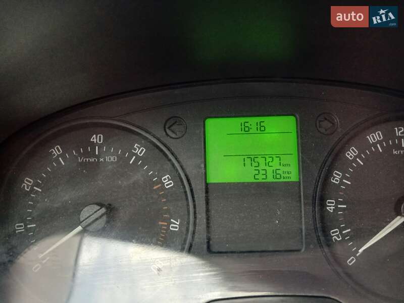 Хэтчбек Skoda Fabia 2012 в Полтаве