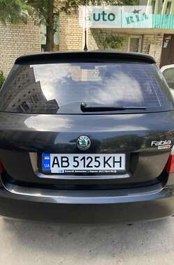 Хетчбек Skoda Fabia 2010 в Вінниці