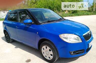 Хэтчбек Skoda Fabia 2008 в Тернополе