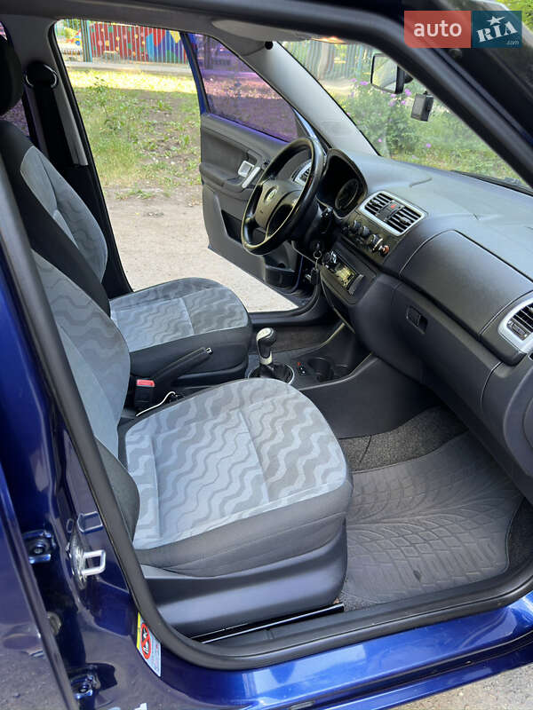 Хэтчбек Skoda Fabia 2008 в Харькове