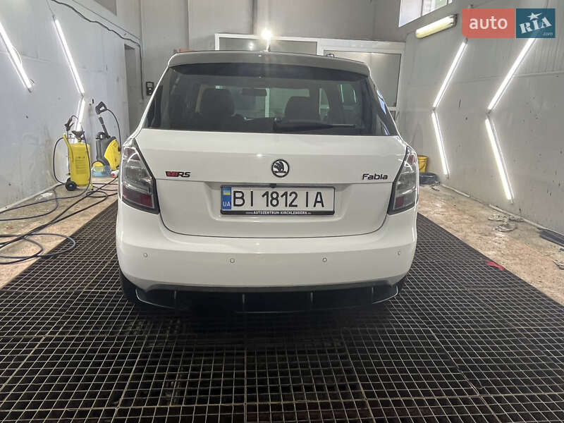 Хетчбек Skoda Fabia 2011 в Полтаві