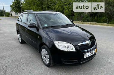 Универсал Skoda Fabia 2009 в Звягеле