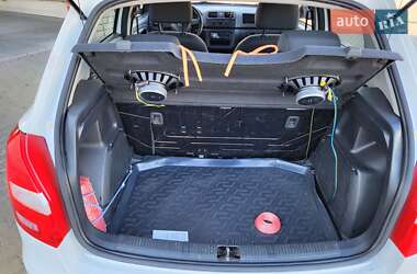 Хэтчбек Skoda Fabia 2014 в 