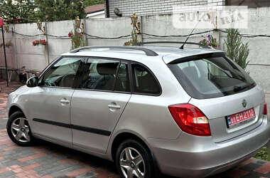 Универсал Skoda Fabia 2009 в Днепре