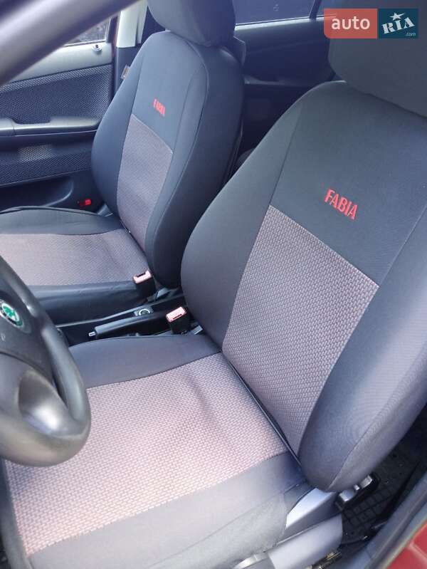Универсал Skoda Fabia 2006 в Сумах