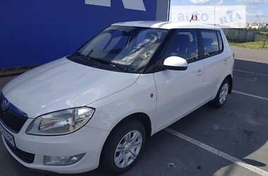 Хетчбек Skoda Fabia 2013 в Києві