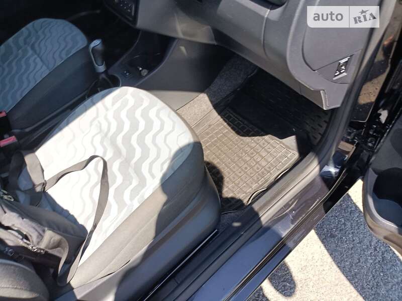 Універсал Skoda Fabia 2009 в Івано-Франківську фото 39 Універсал Skoda Fabia 2009 в Івано-Франківську