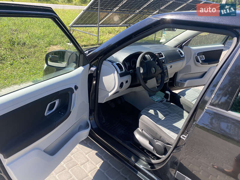 Хэтчбек Skoda Fabia 2007 в Виннице