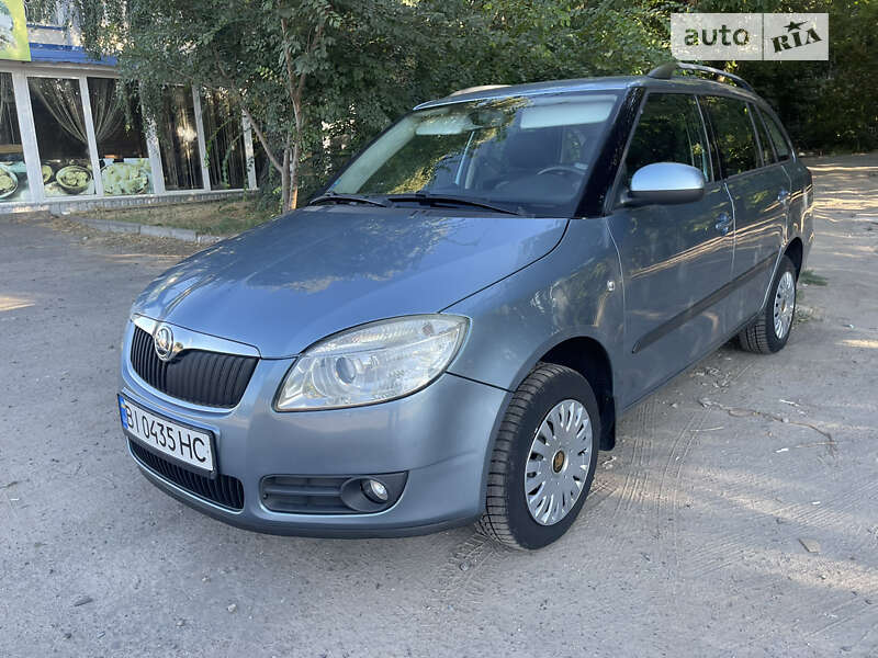 Універсал Skoda Fabia 2008 в Полтаві