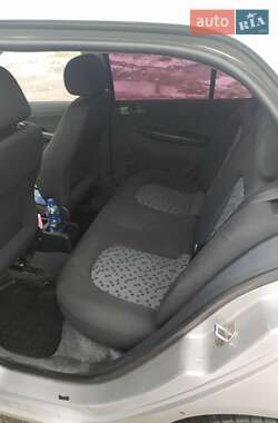 Хэтчбек Skoda Fabia 2005 в 