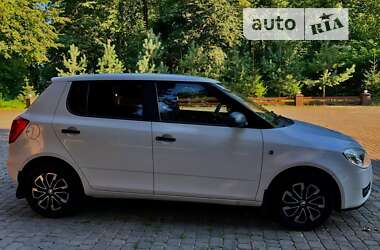 Хэтчбек Skoda Fabia 2009 в 