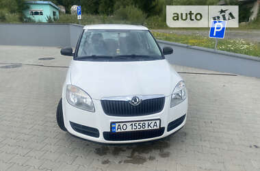 Хетчбек Skoda Fabia 2007 в Воловцю