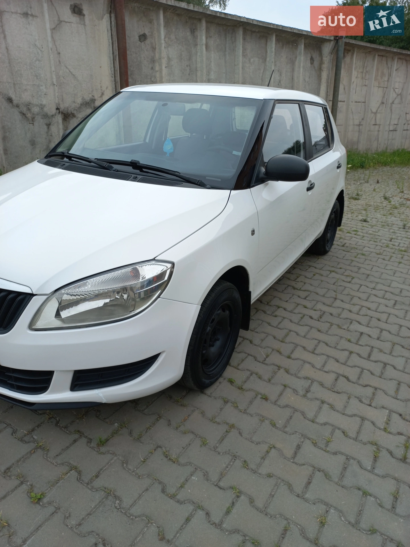 2013 Skoda Fabia - мініатюра 2